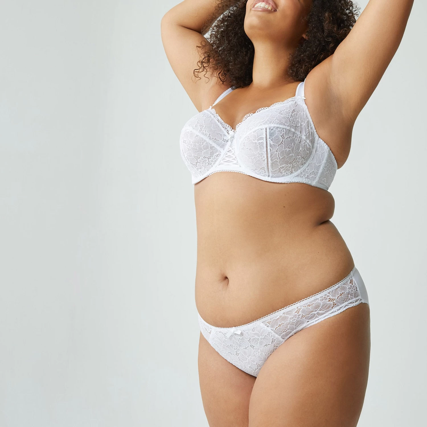 Slip Star White Luccia 6 Slip Star White Luccia – Image 4