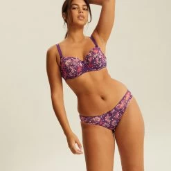 Culotte Mûre LUCCIA SWING -Soutiens-gorge Boutique BL02459 9D6 WEB 3 2cfc78a7 1f95 4352 844b 7a33d8e54210