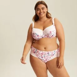 Shorty Ivoire Imprimé MARBELLA 9 Shorty Ivoire Imprimé MARBELLA -Soutiens-gorge Boutique BL07494 9A6 WEB 3 17f60a3e 4525 44d0 81d8 fee1c1e90306