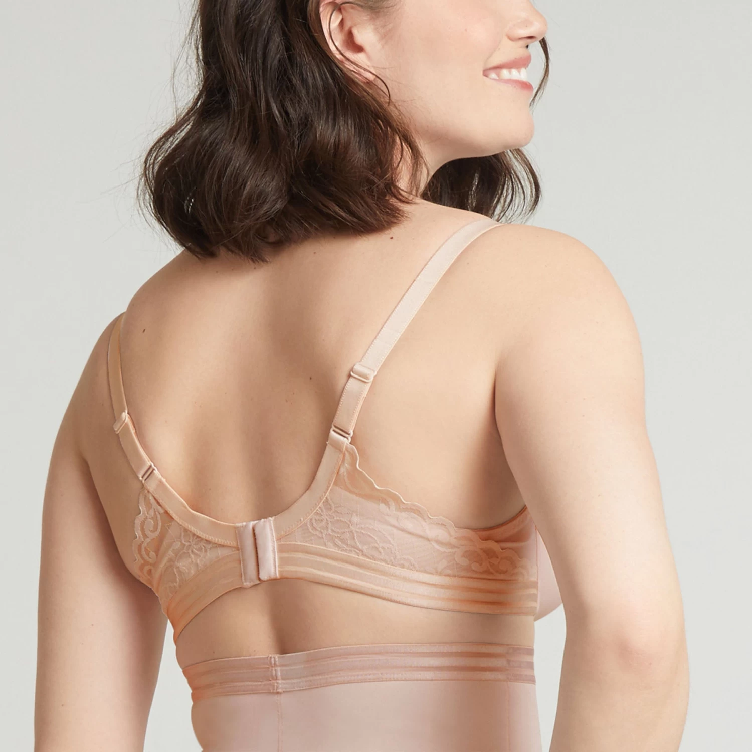Soutien-gorge Emboîtant Avec Armatures Beige Rosé Just Perfect 4 Soutien-gorge Emboîtant Avec Armatures Beige Rosé Just Perfect – Image 2