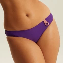 Culotte De Bain Violet MADDELANA -Soutiens-gorge Boutique BS02416 082 WEB 1 fc9d631d f9f2 47d3 8942 25de1a49ddd7